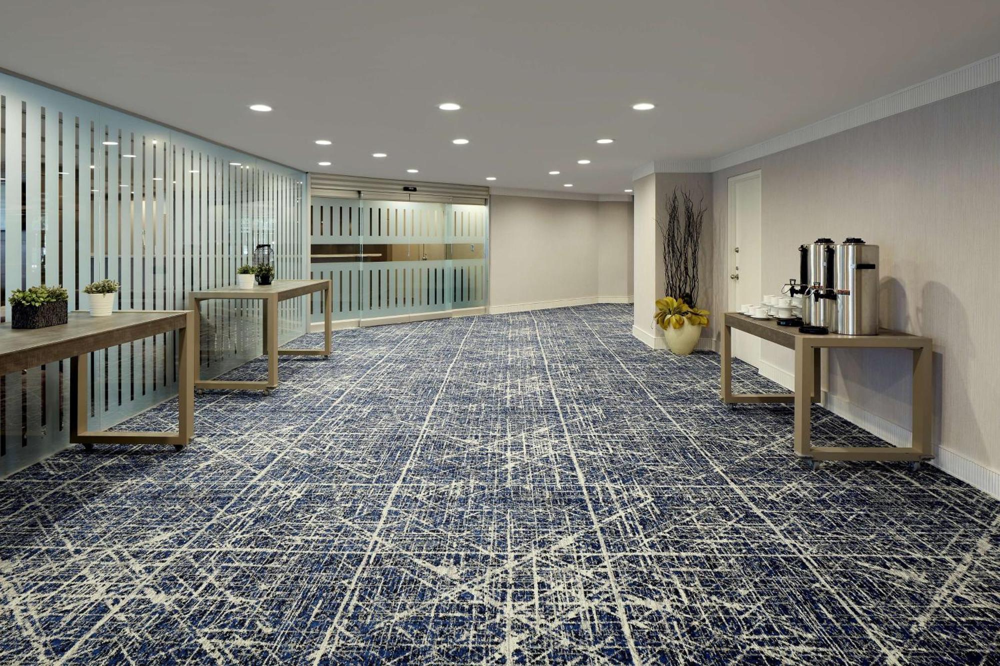 Doubletree Par Hilton Hotel Montréal