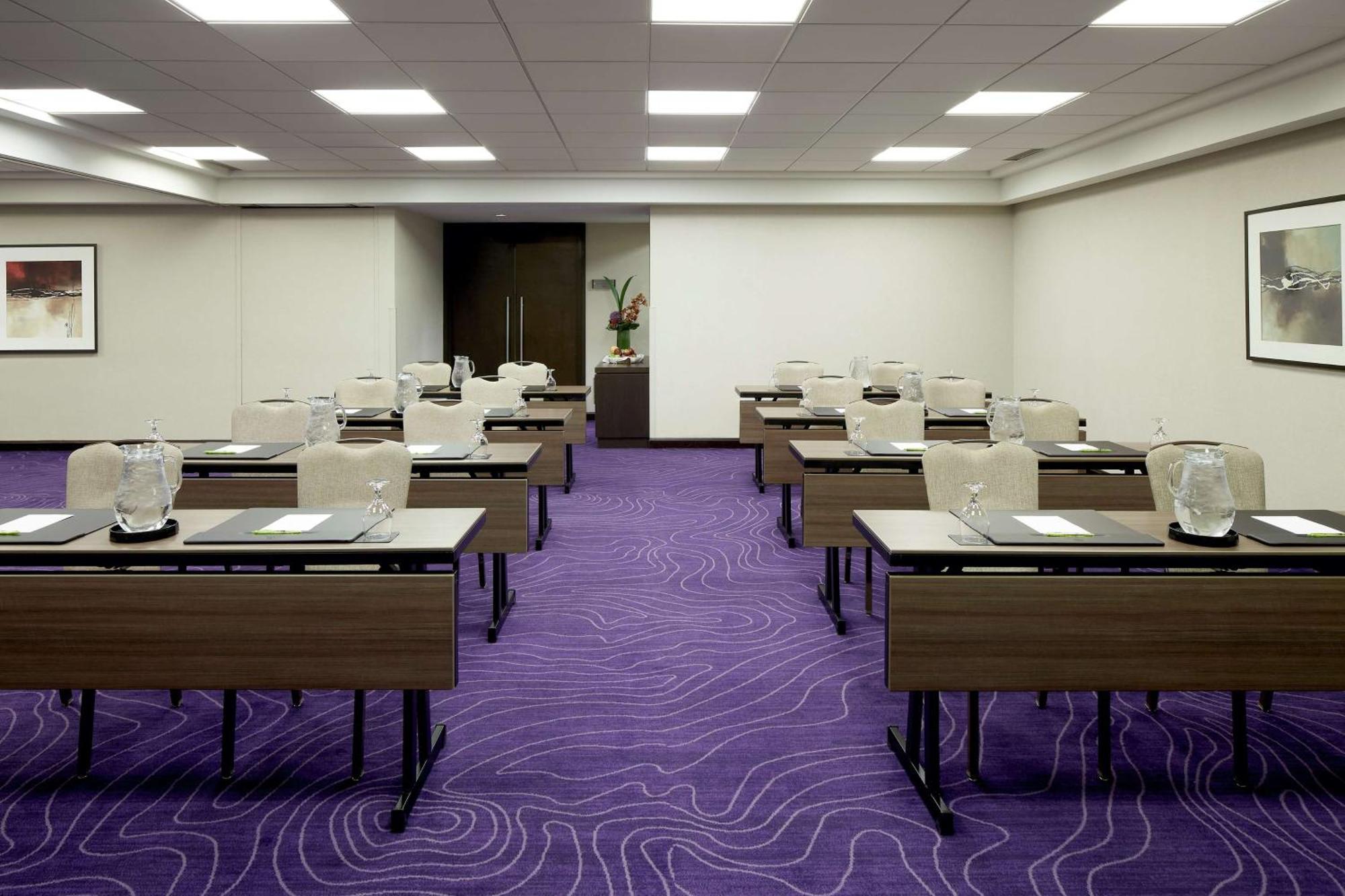 Hotel Doubletree Par Hilton 4*